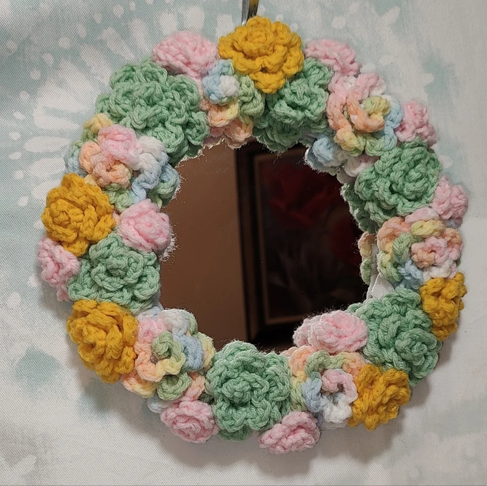Handmade Round Crochet Floral Framed Mirror Wall Decor